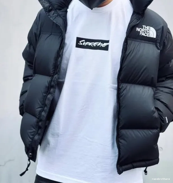 XL M S 24SS White Futura L Logo Black Box and Tee 0915